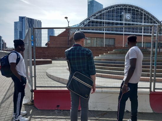 City centre Tour: learning about the memorial 